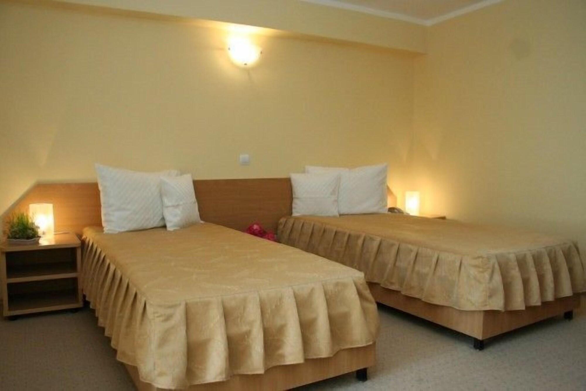 Hotel Apollo Central Sibiu Ngoại thất bức ảnh