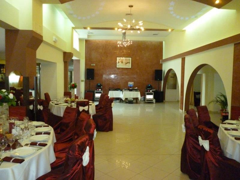 Hotel Apollo Central Sibiu Ngoại thất bức ảnh