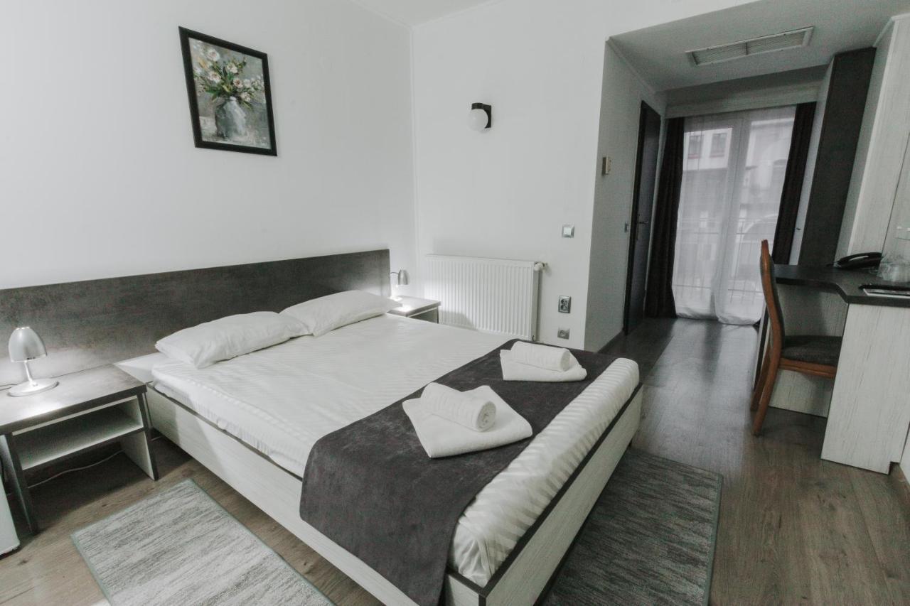 Hotel Apollo Central Sibiu Ngoại thất bức ảnh