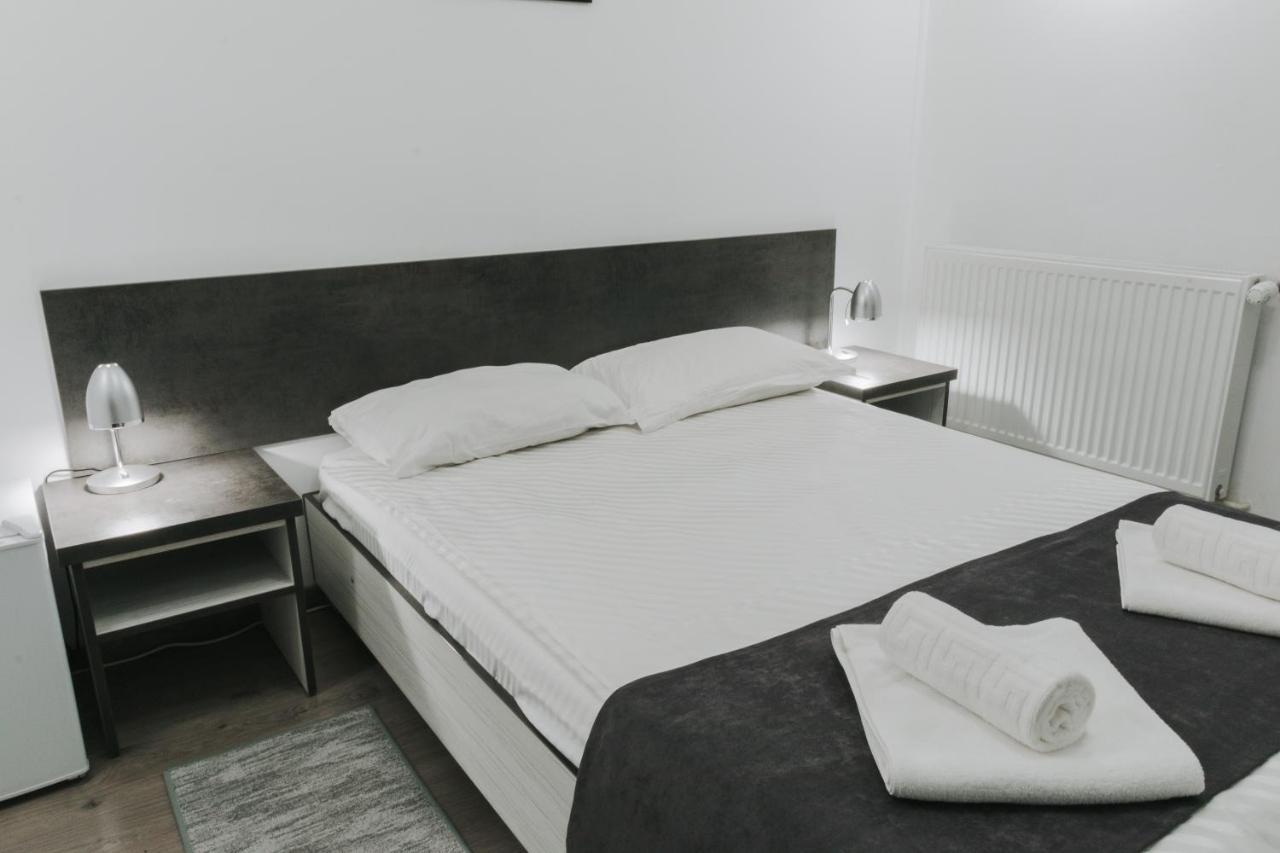 Hotel Apollo Central Sibiu Ngoại thất bức ảnh