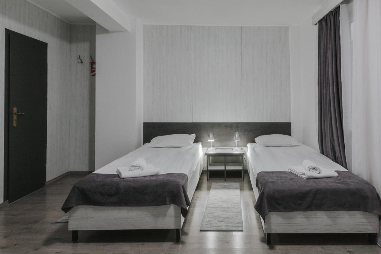 Hotel Apollo Central Sibiu Ngoại thất bức ảnh