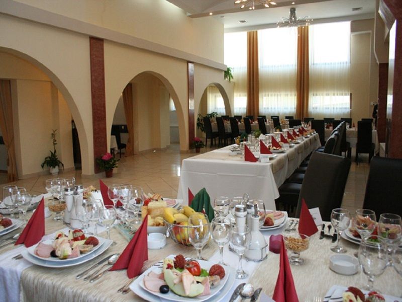 Hotel Apollo Central Sibiu Ngoại thất bức ảnh